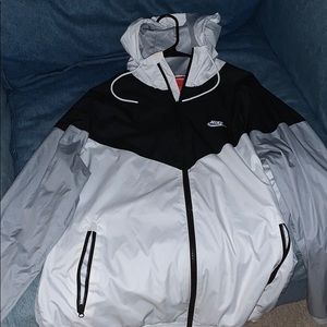 Nike wind breaker